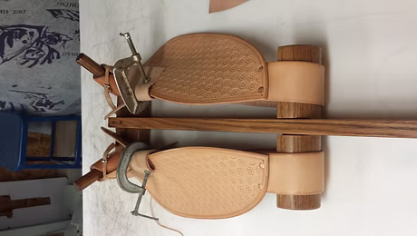 stirrup leathers stretched and twisted